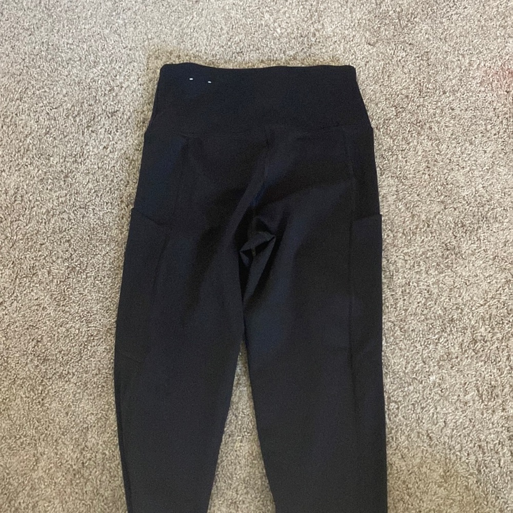 American Eagle black leggings with pockets size small
